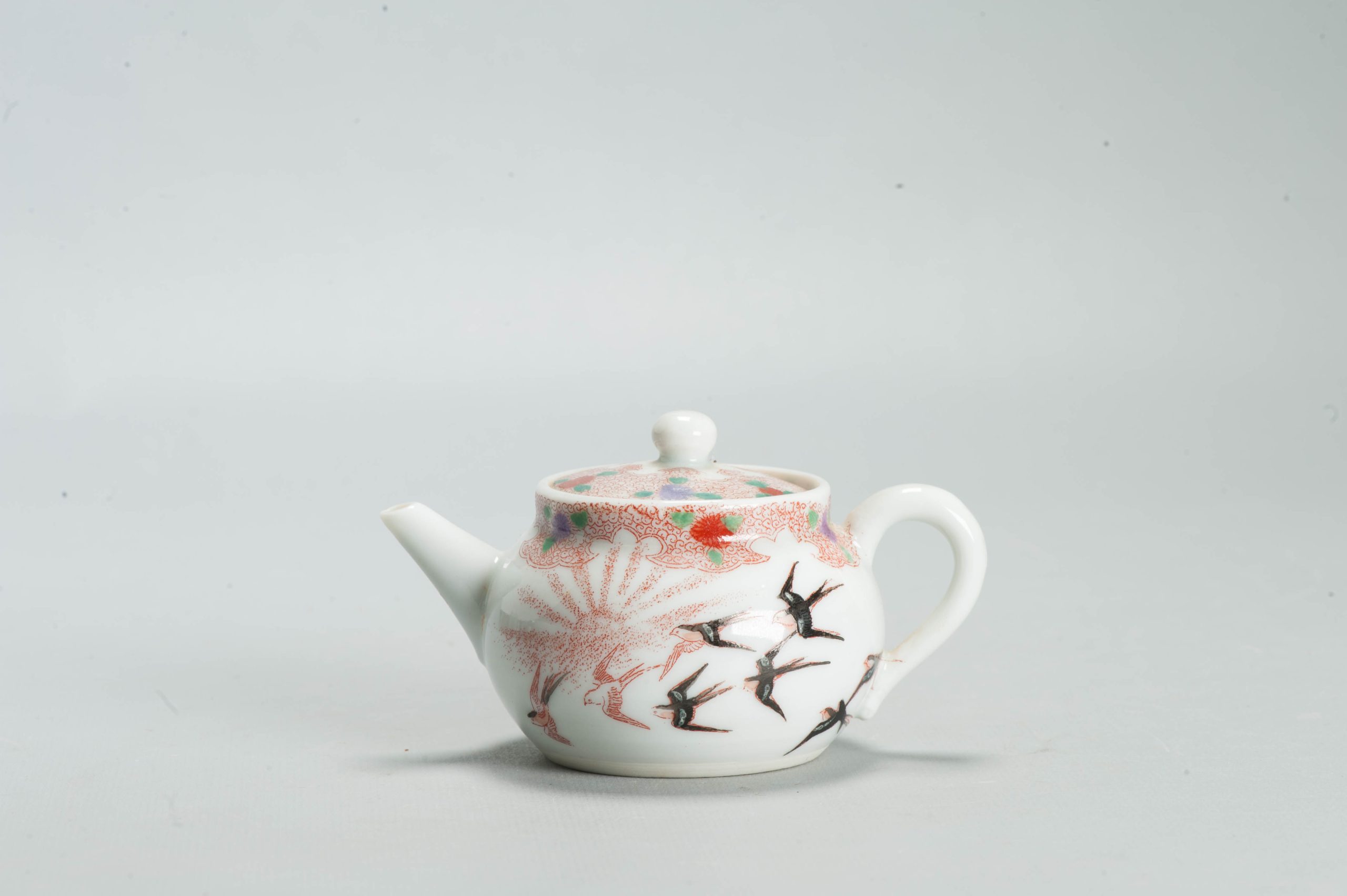 Antique 19th/20th c Period Japanese Porcelain Kutani Teapot with Birds - Image 10