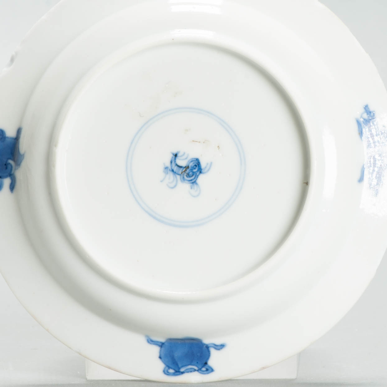 Antique Ca 1700 Chinese Porcelain Small Dish Kangxi Blue White Figural Liza - Image 3