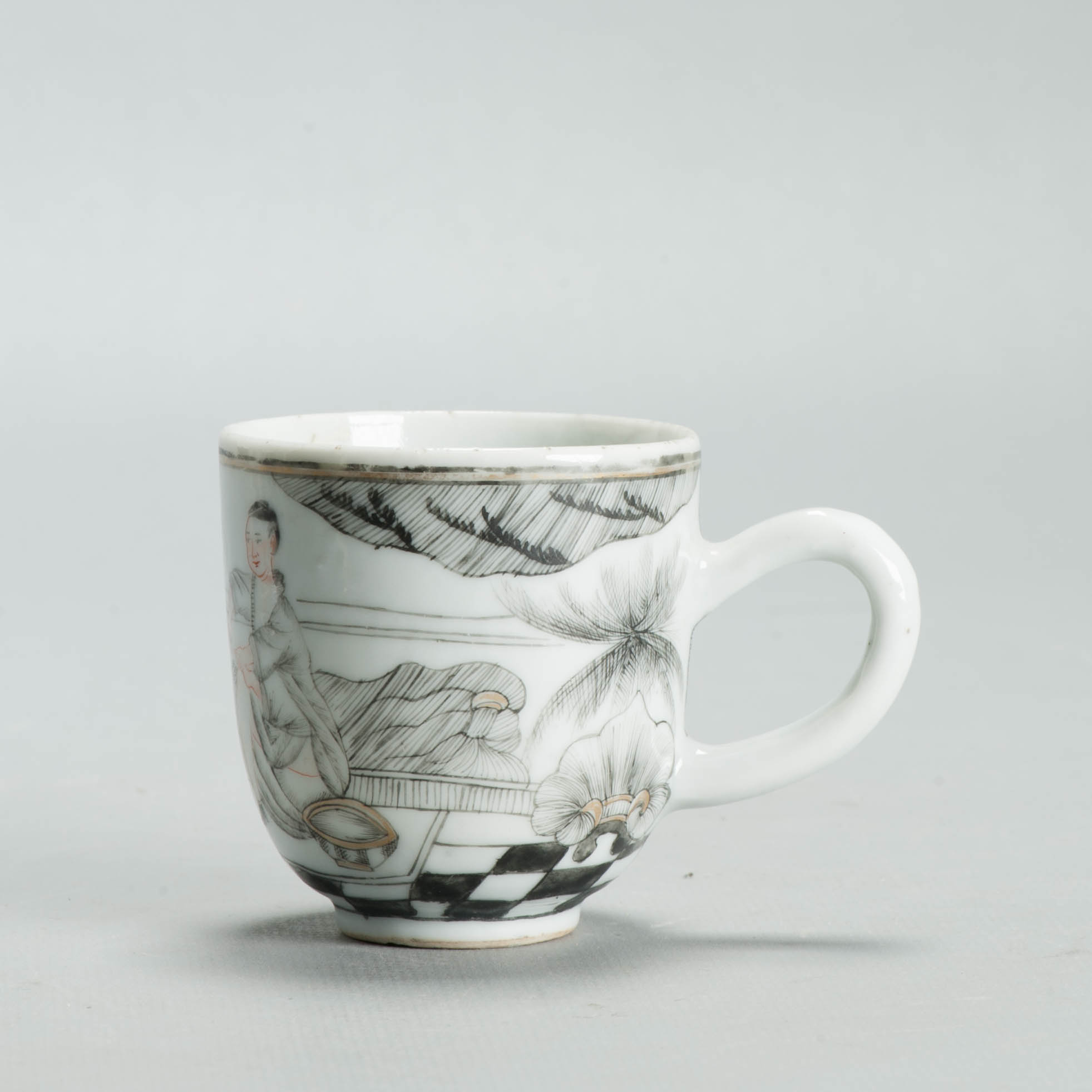 Antique 1730-50 Chinese Porcelain Coffee Cup Encre de Chine Figural Scene - Image 9