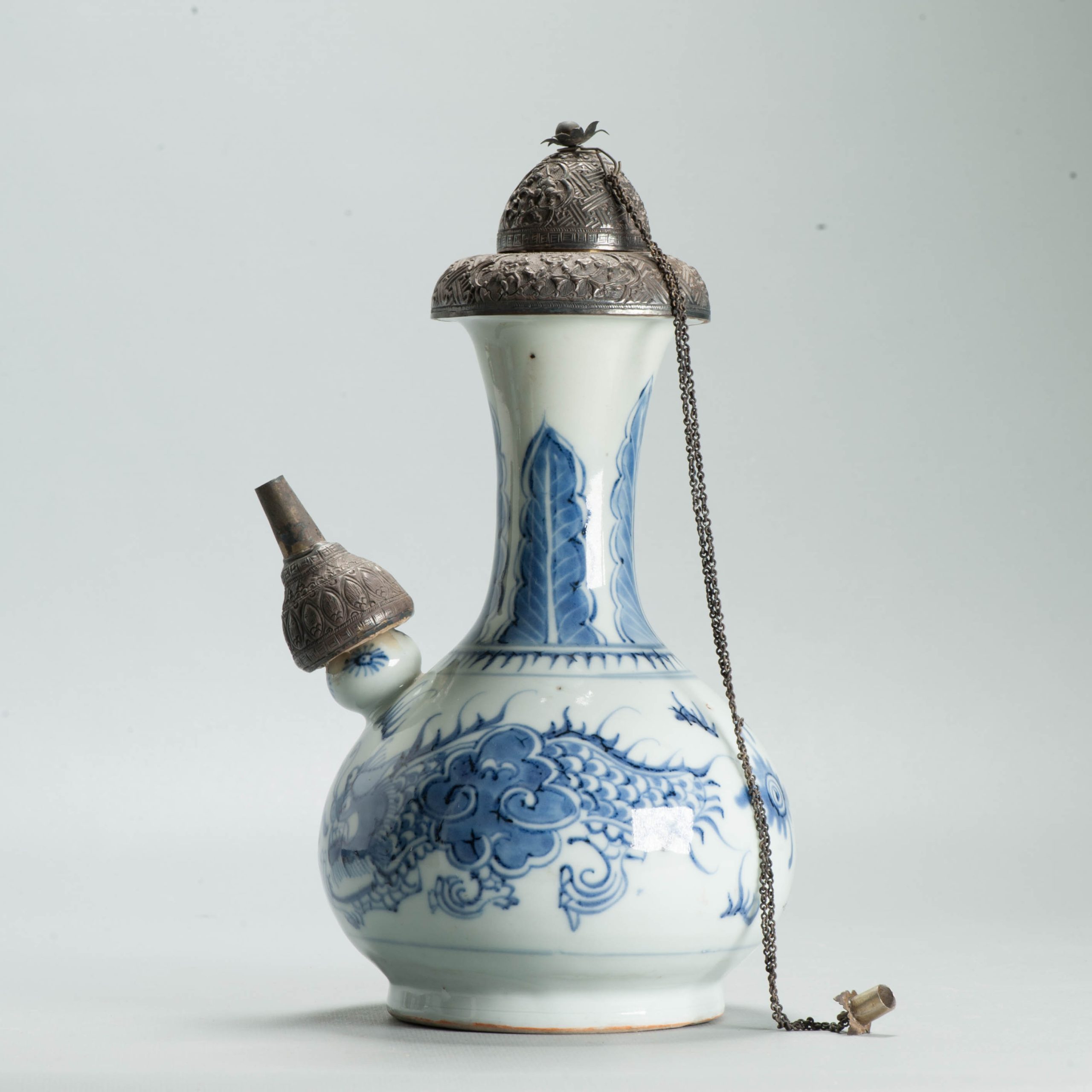 Antique Chinese Kendi Ghendi 18th c with Fenghuang Flowers Porcelain China