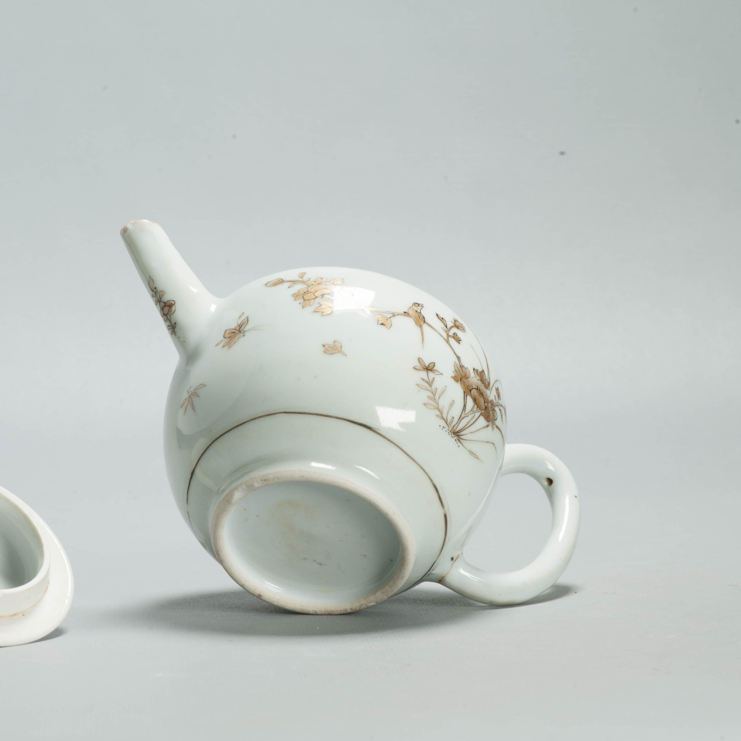 Antique 18C Qianlong Chinese Porcelain Teapot Birds Flowers Black & Gold - Image 10