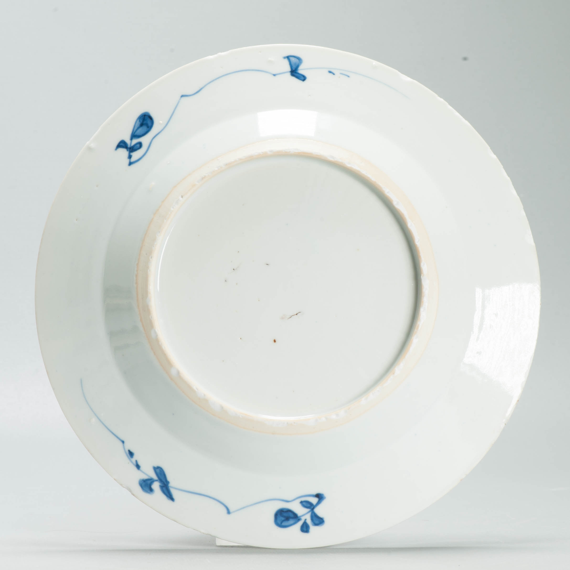 Antique Chinese Kangxi Period Blue White Porcelain Dish Floral Leaf Scroll Qing - Image 2