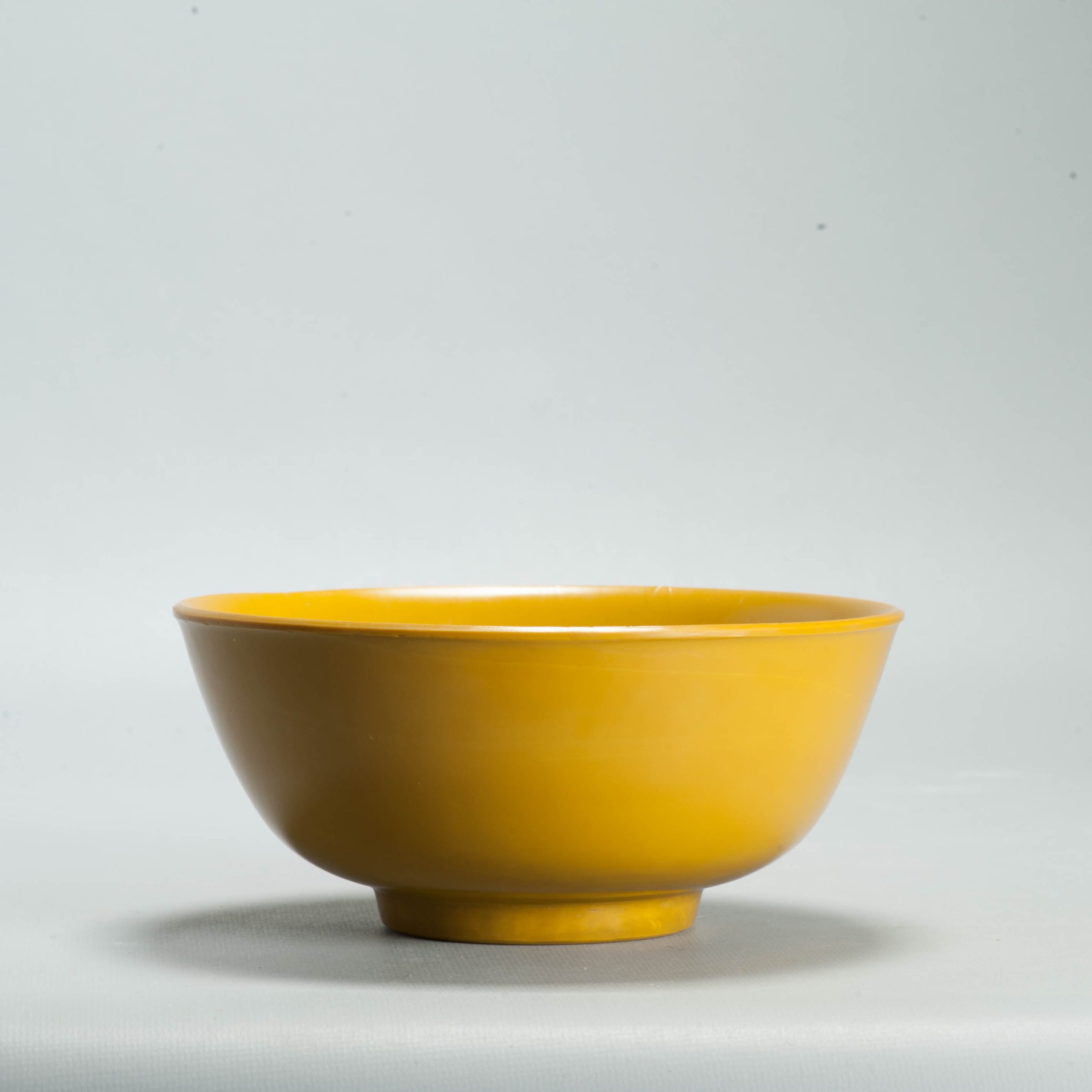 Antique Chinese 19th/20th Century Peking Glass Bowl Mustard Yellow Monochrome - Image 12