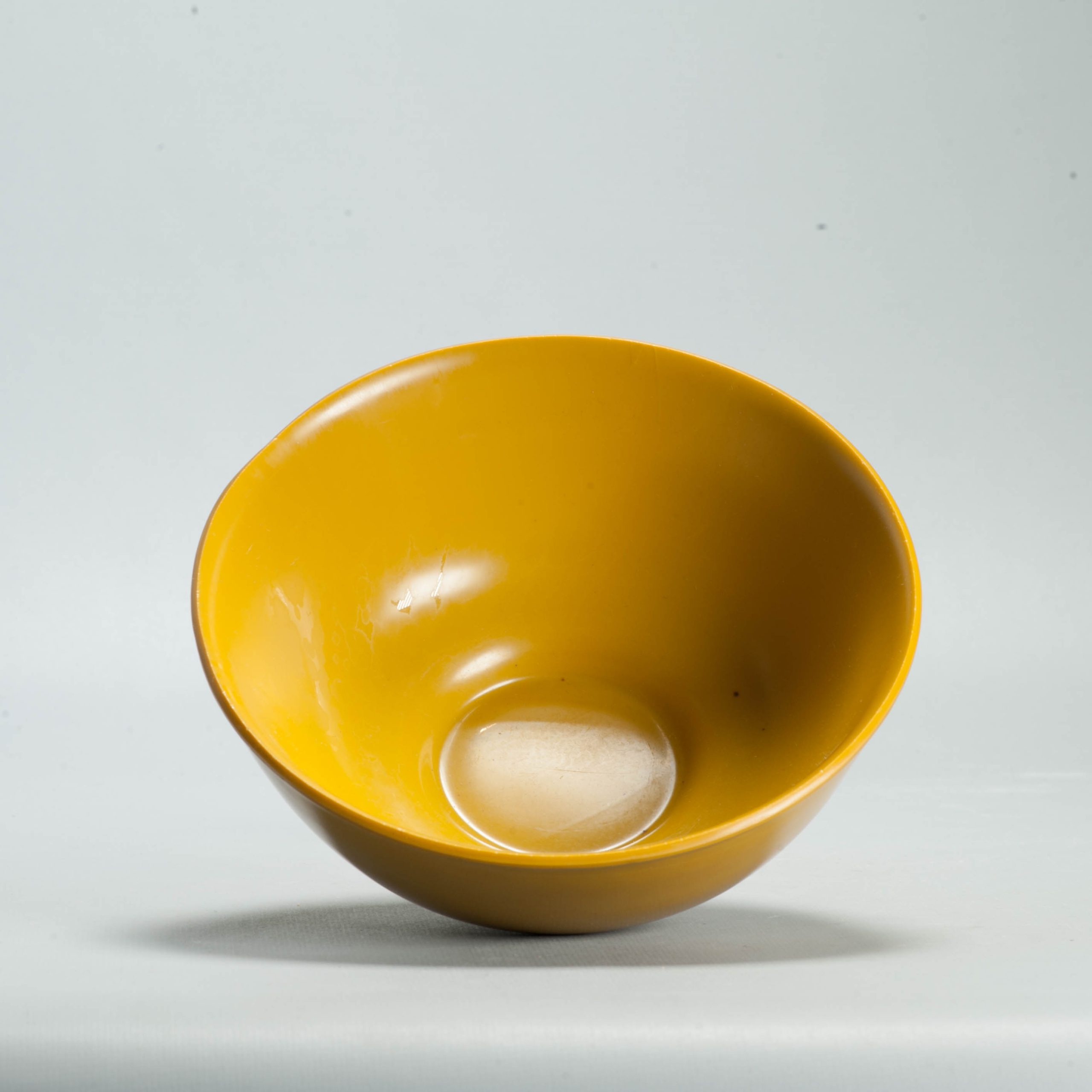 Antique Chinese 19th/20th Century Peking Glass Bowl Mustard Yellow Monochrome
