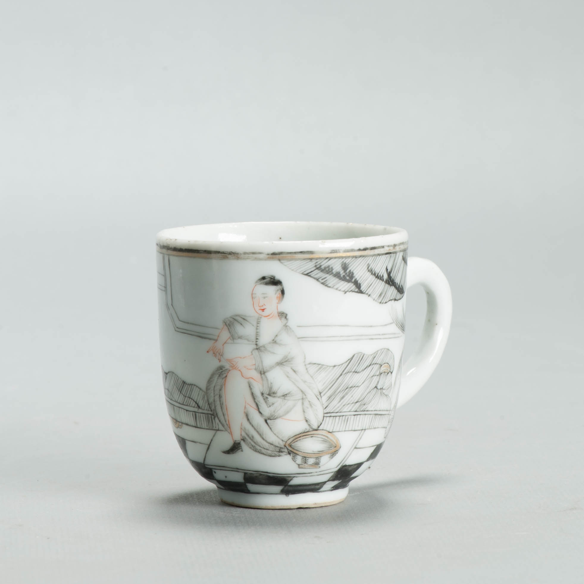 Antique 1730-50 Chinese Porcelain Coffee Cup Encre de Chine Figural Scene