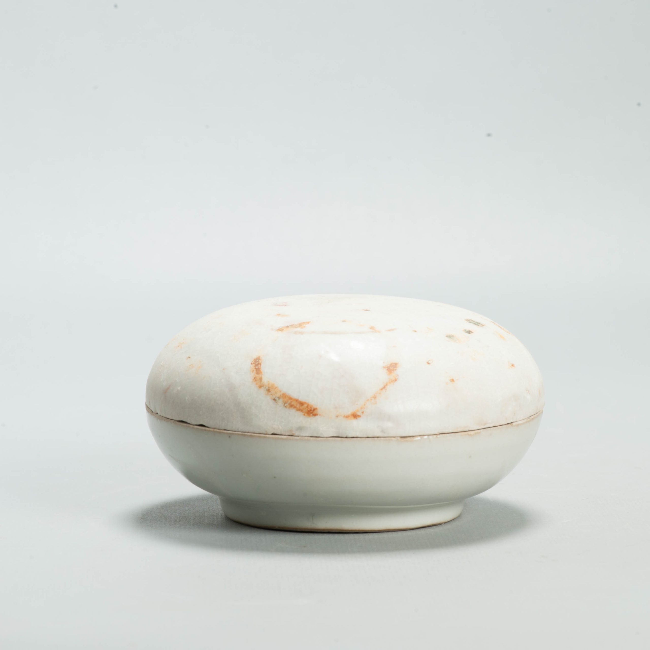 Antique Chinese Yuan or Ming period Qingbai Box White Monochrome