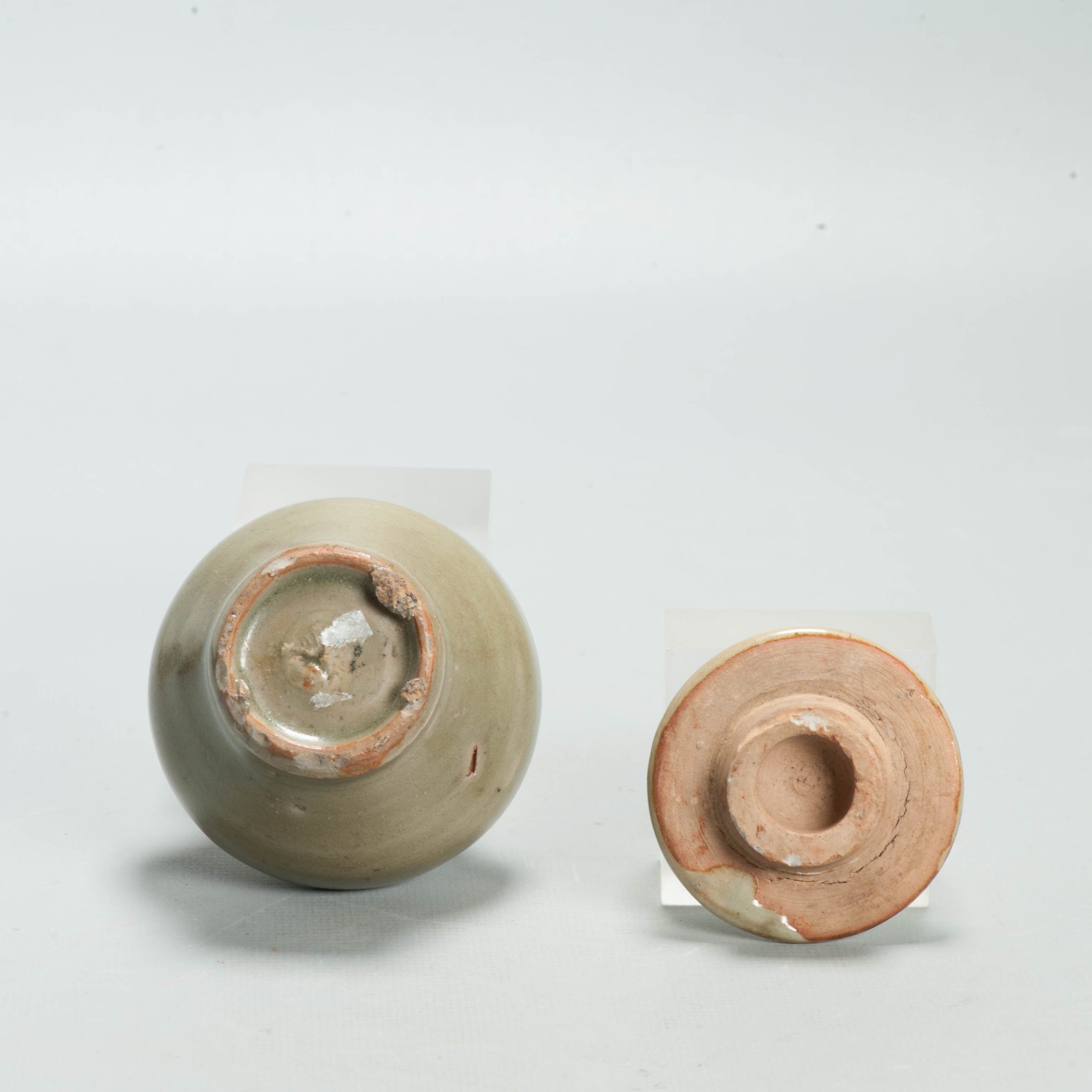 Antique Chinese Yuan or Ming period Celadon Longquan Jar Cup Ming - Image 11
