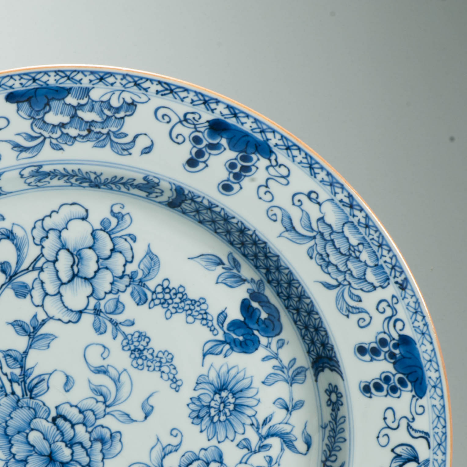 Antique Chinese Kangxi Blue White Porcelain Large Charger Peony Flowers Grapes - Image 4