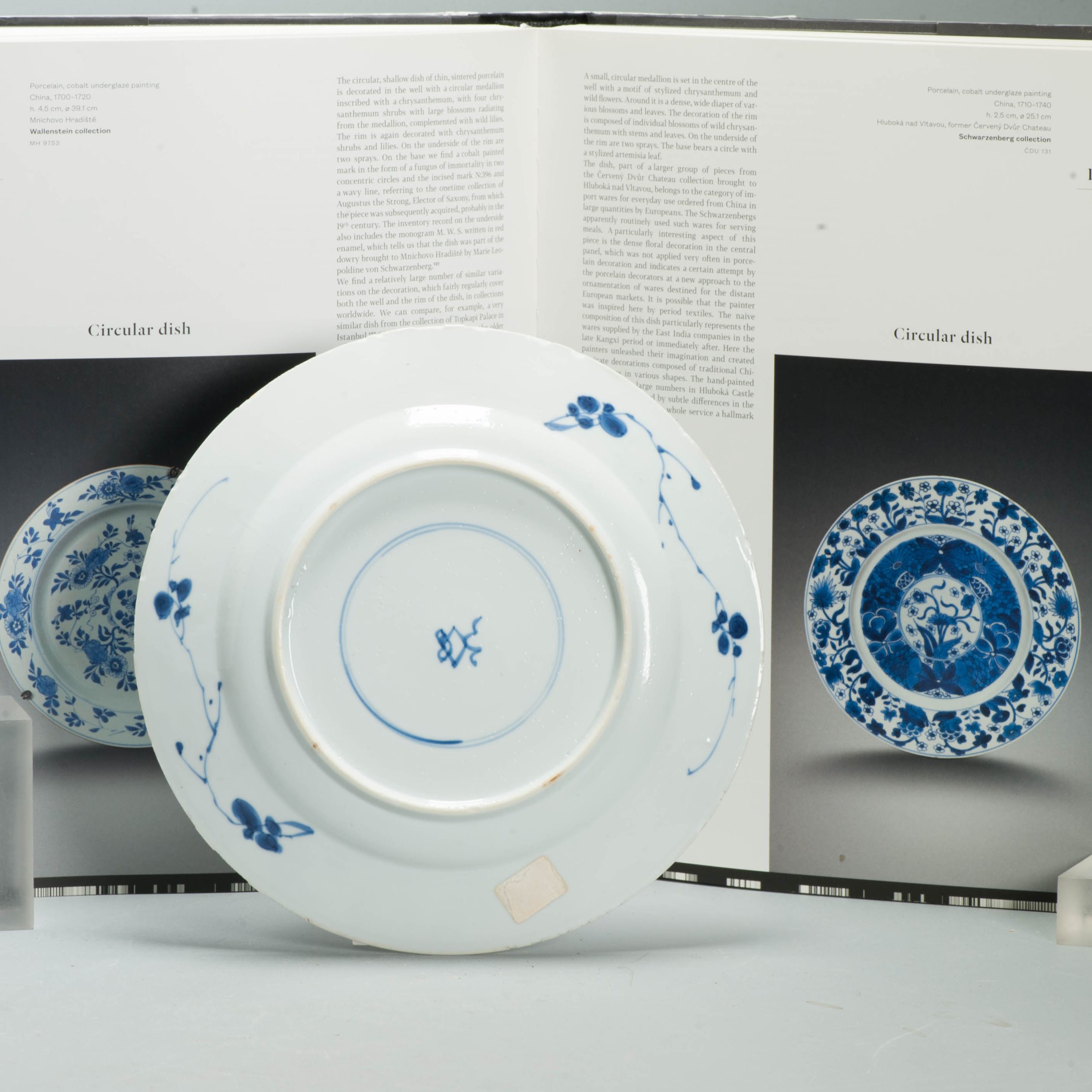 Antique ca 1700 Kangxi Blue and White Floral dish Chinese Porcelain Marked Base - Image 2