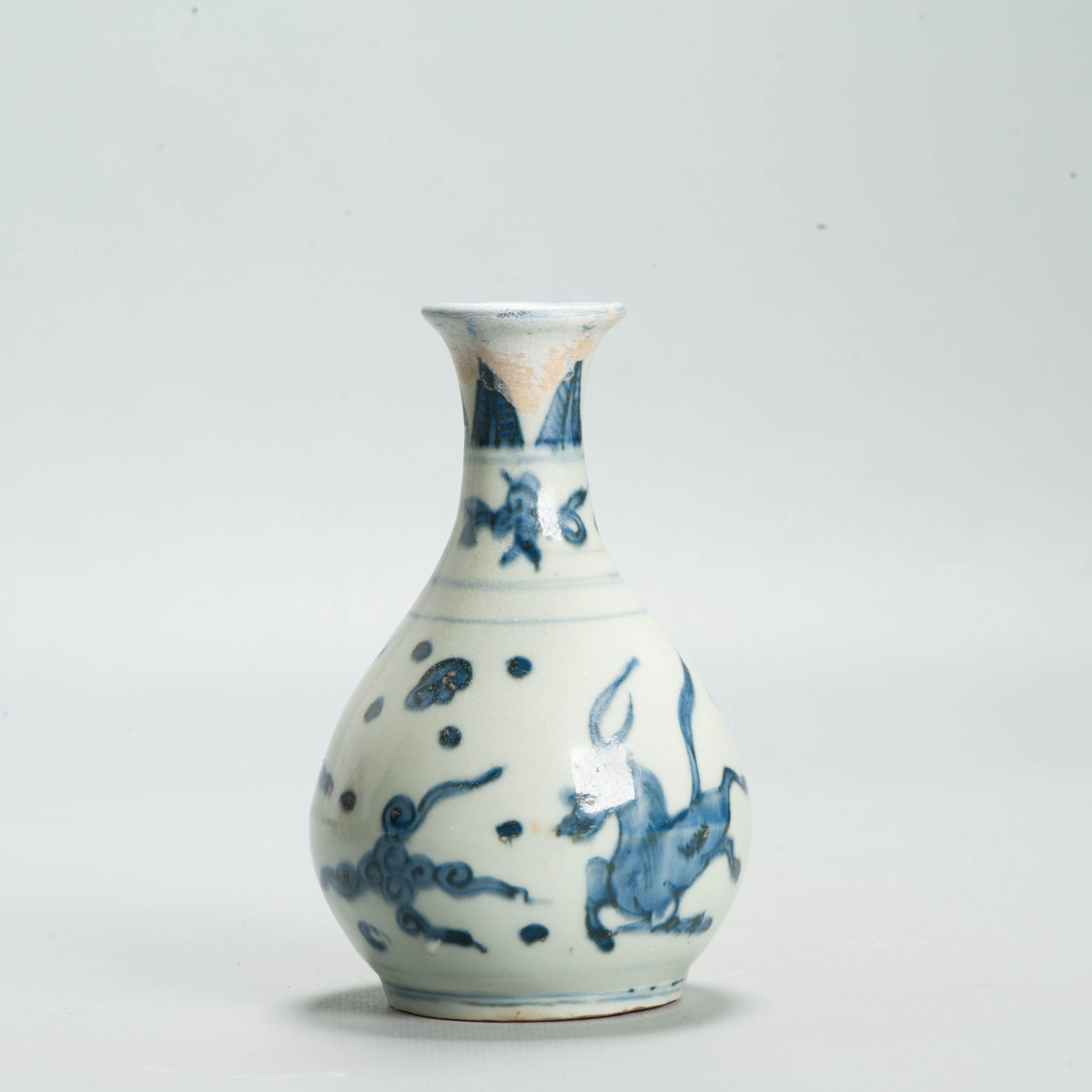Antique Chinese Ming Blue White Porcelain Bottle Vase Flying Horse 17th C - 图片 5