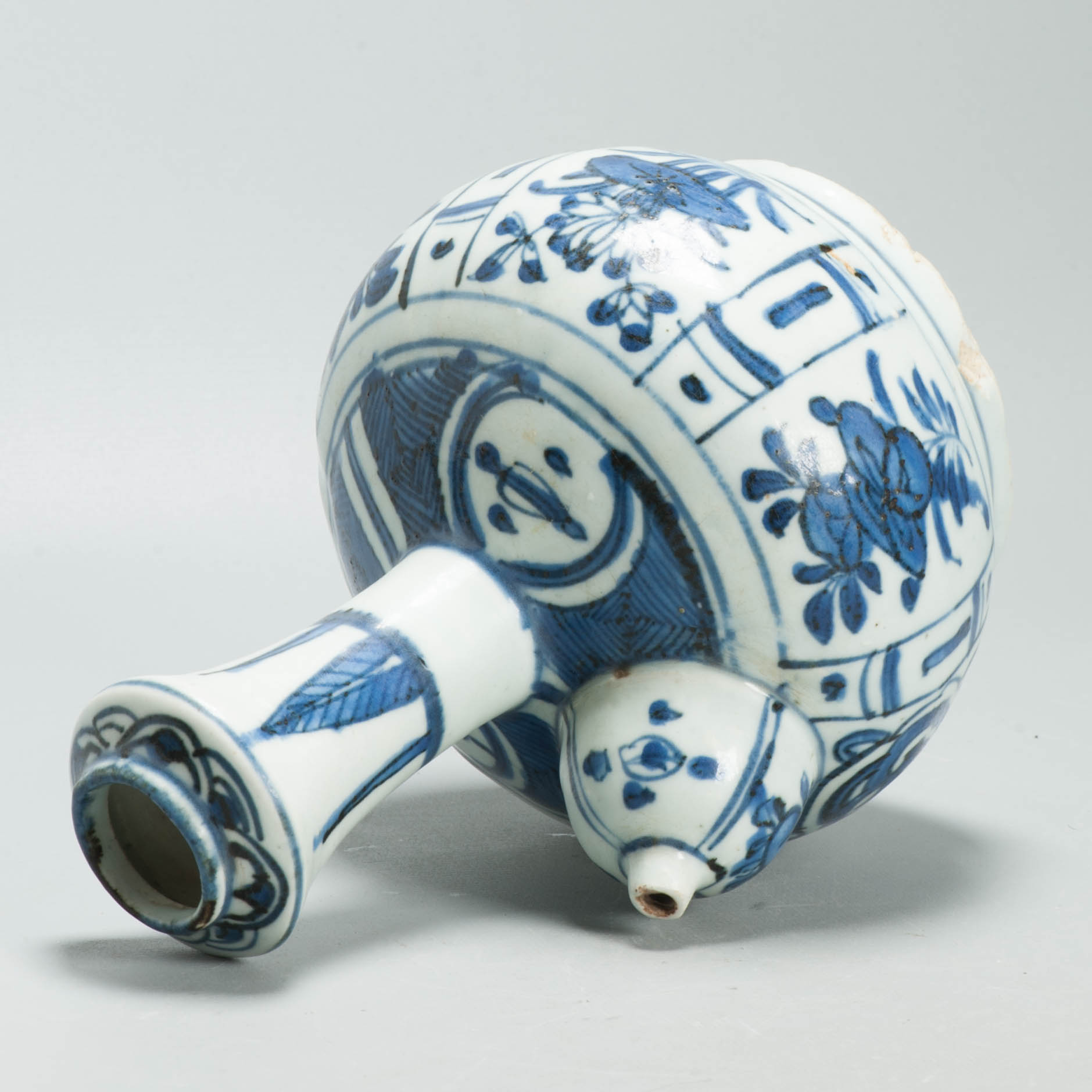 Antique Chinese Porcelain Large Kraak Ghendi porcelain Blue and White - Image 6