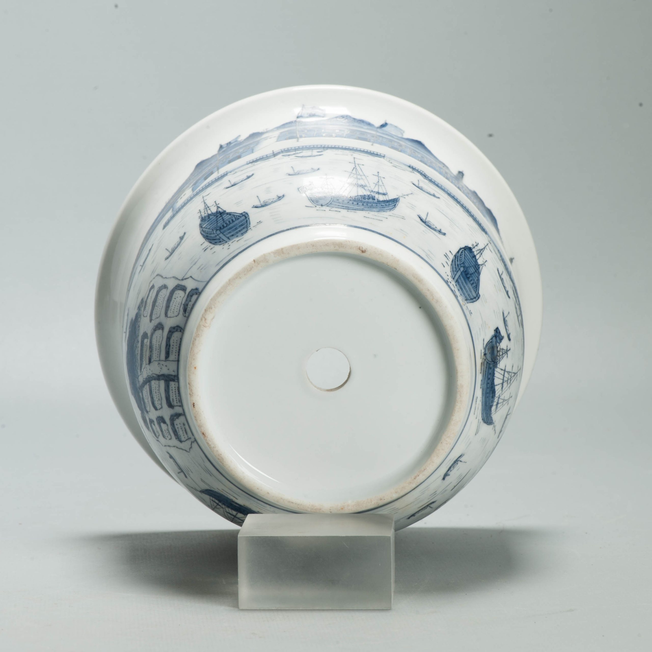 Hongs of Canton Chinese Blue and White 20th century JArdiniere. Classic scene - Image 11