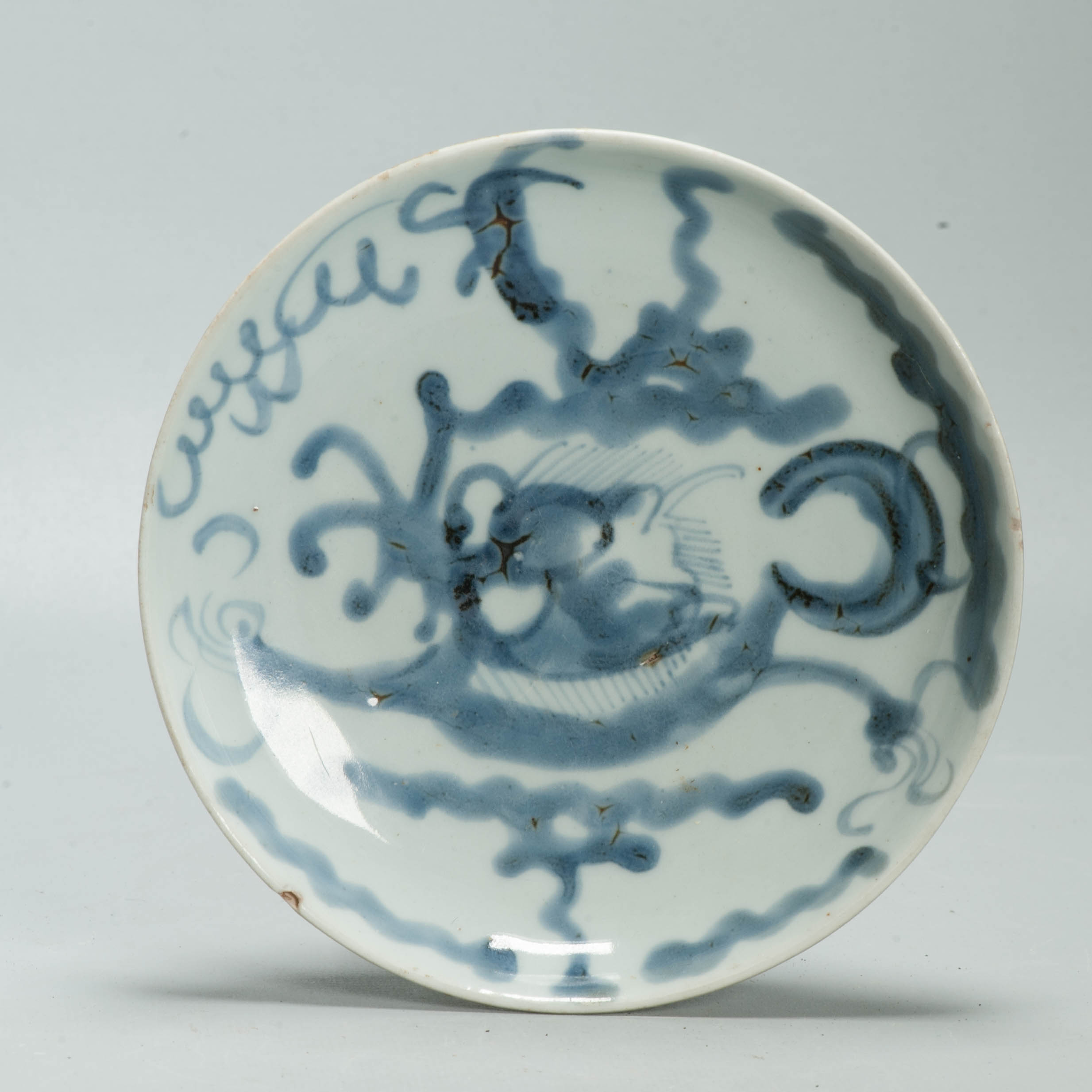 Antique Chinese Ming Dynasty Dehua Blue White Porcelain Dragon Dish Plate Fujian