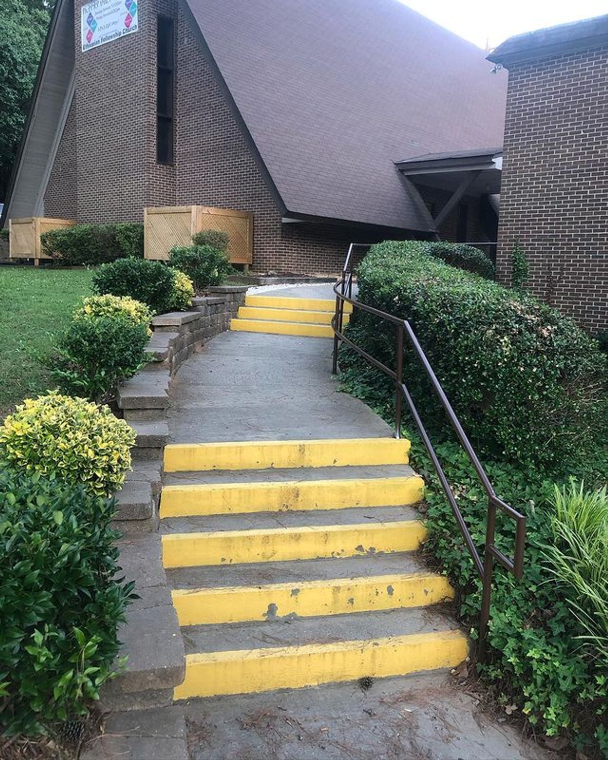 Image for skate spot Fellowship Church Roof