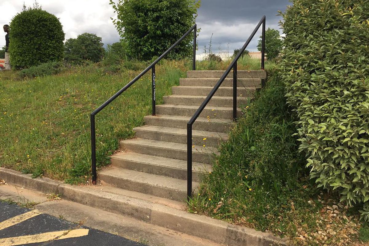 Image for skate spot 11 Stair Rail