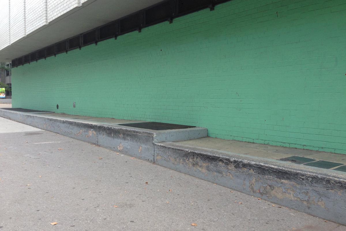 Image for skate spot Shuang Wen Ledge Drop Ledge