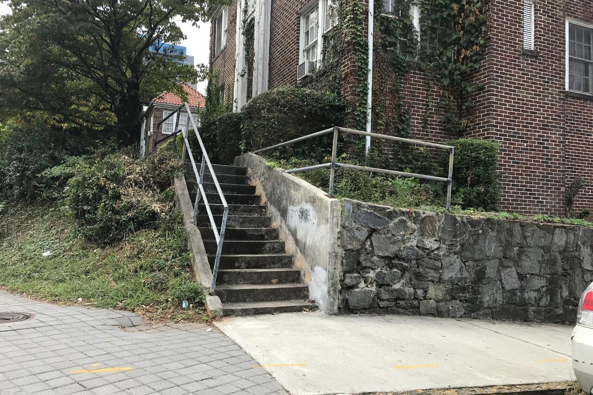 Image for skate spot 12 Stair Out Rail