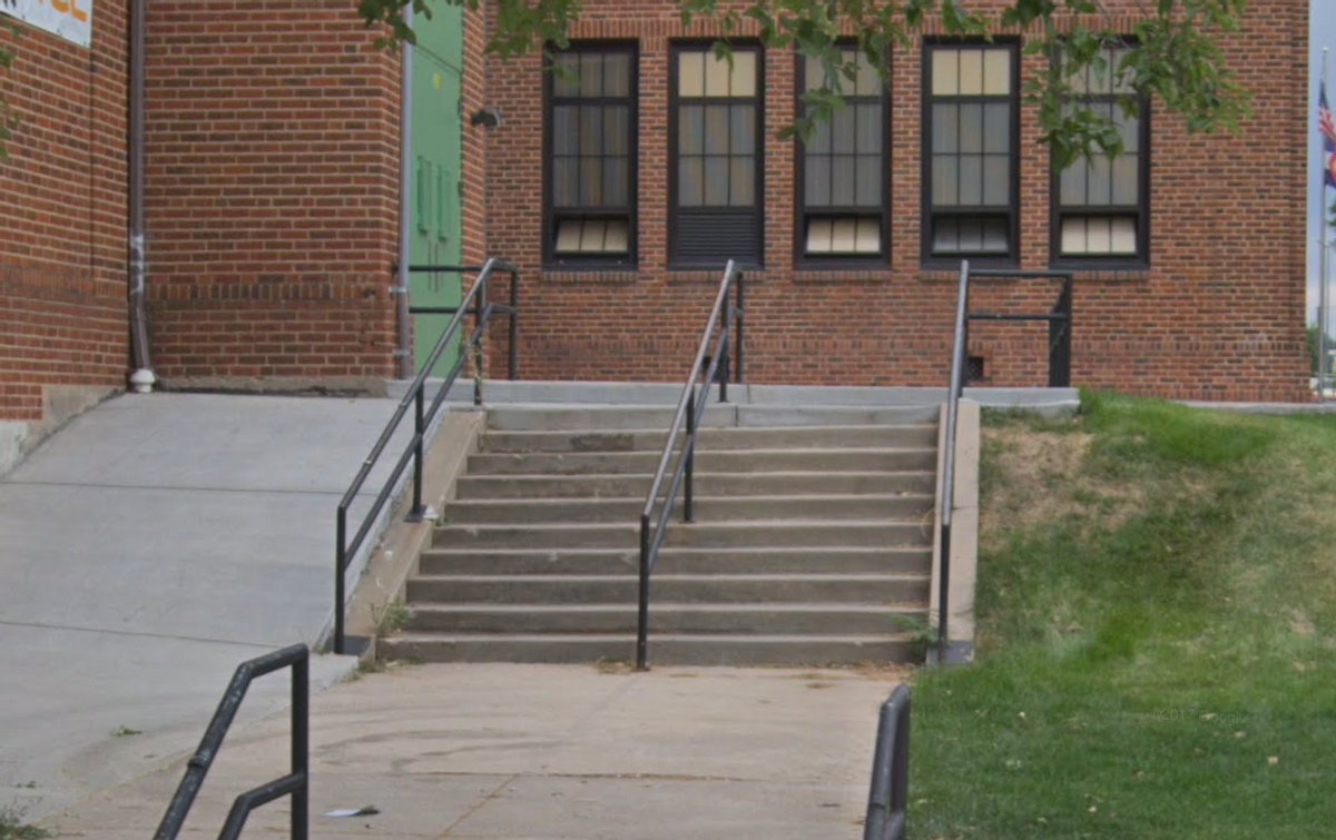 Image for skate spot Valverde Elementary School - 11 Stair Rail