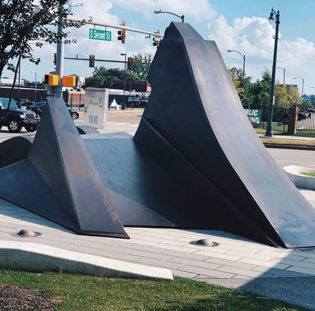 Image for skate spot MLK Monument