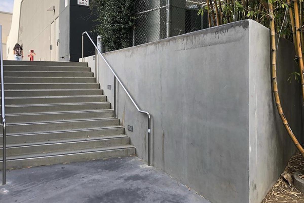 Image for skate spot East Los Angeles College - 13 Stair