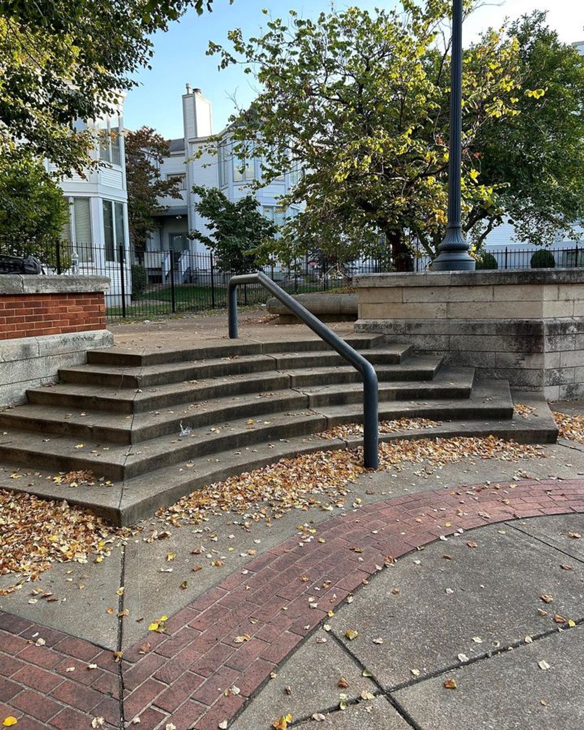 Image for skate spot Columbus Square Park - 6 Stair Rail