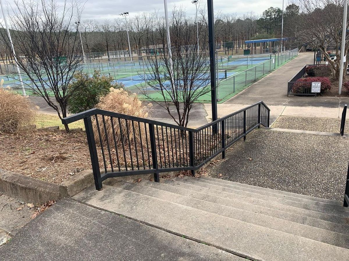 Image for skate spot Burns Park Tennis Center - Double Set Rail