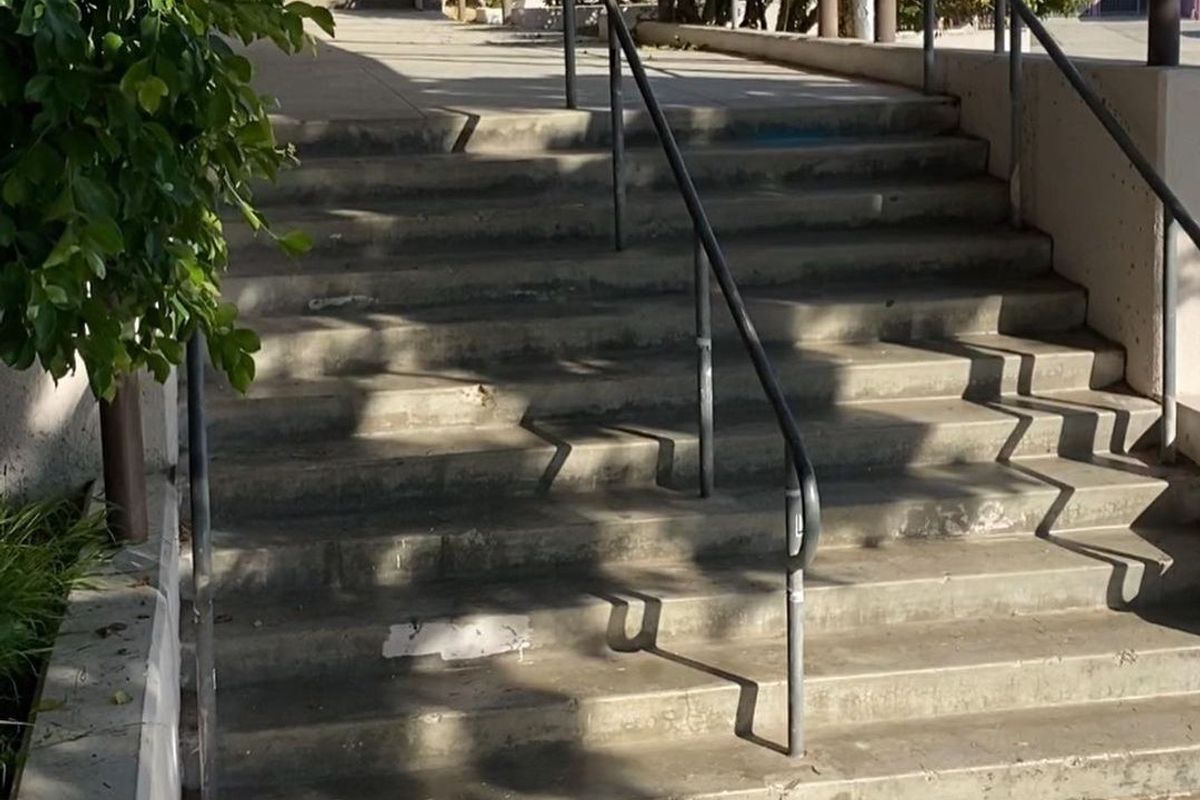 Image for skate spot Westchester High School 11 Stair Rail