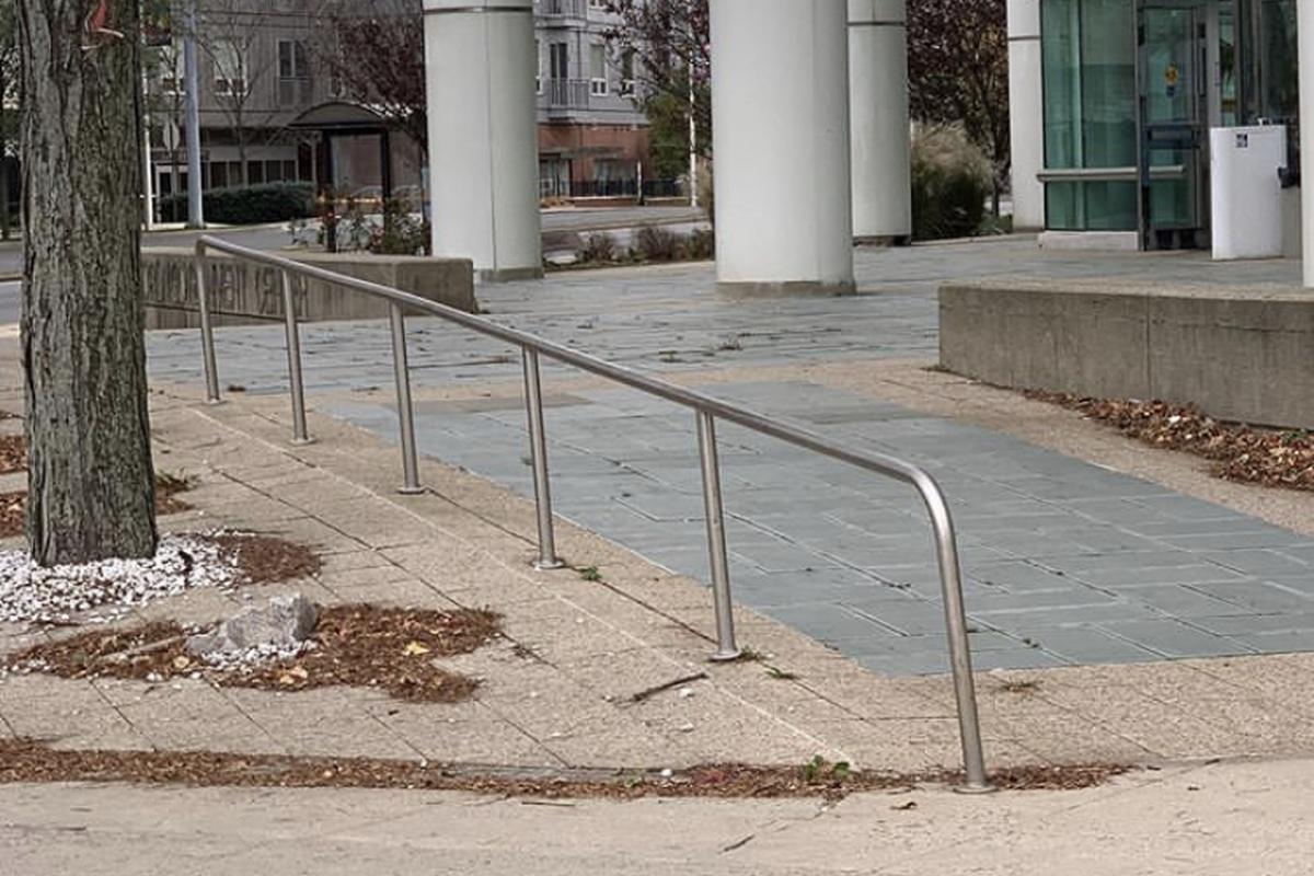 Image for skate spot Government Center Down Rail