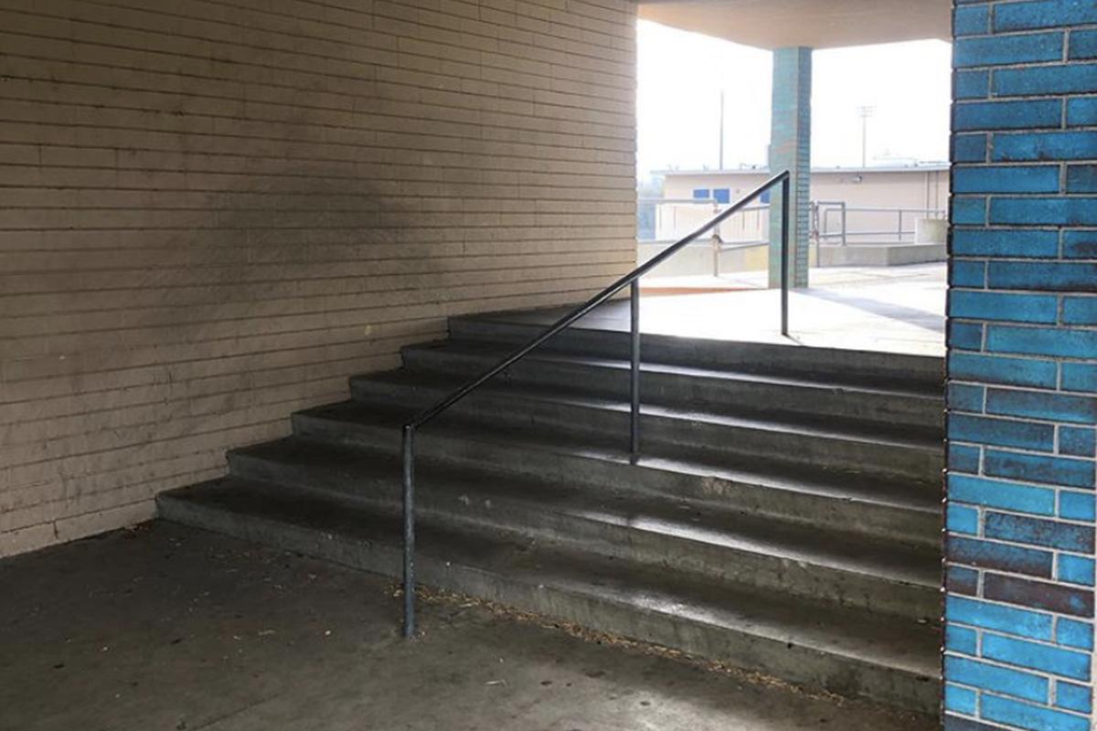 Image for skate spot Yucaipa High School 6 Stair Rail