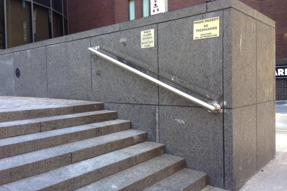 Image for skate spot Beekman Theater 7 Stair / Wall Rail