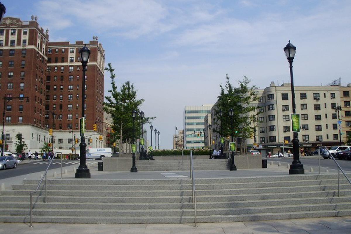 Image for skate spot Bronx Courthouse Back To Back Stair Sets