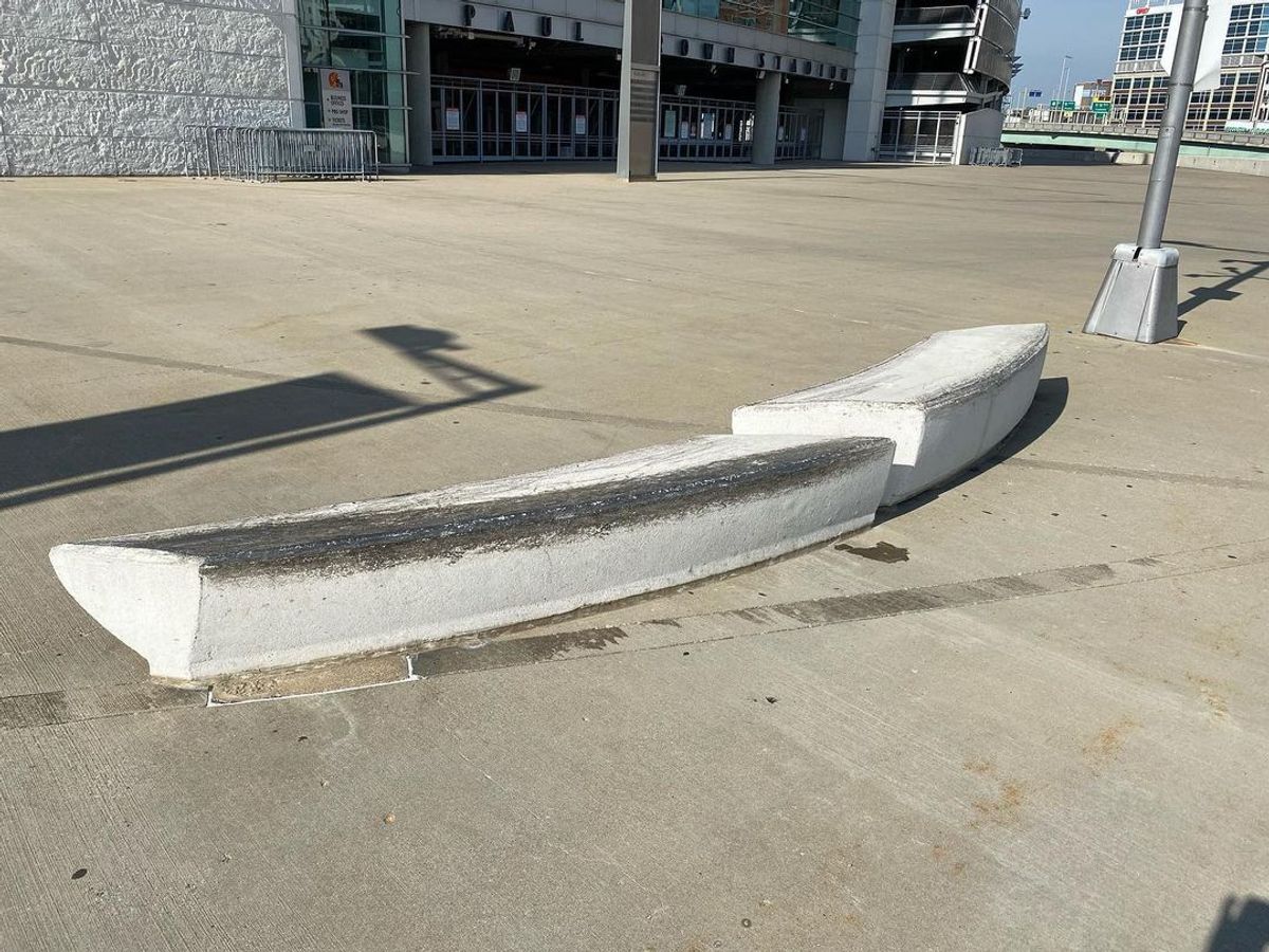 Image for skate spot Paul Brown Stadium - Ledges