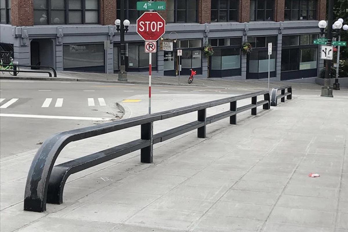 Image for skate spot Flat Guardrails