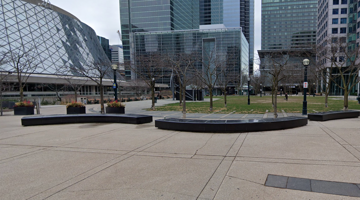 Image for skate spot Metro Centre - Curve Ledges