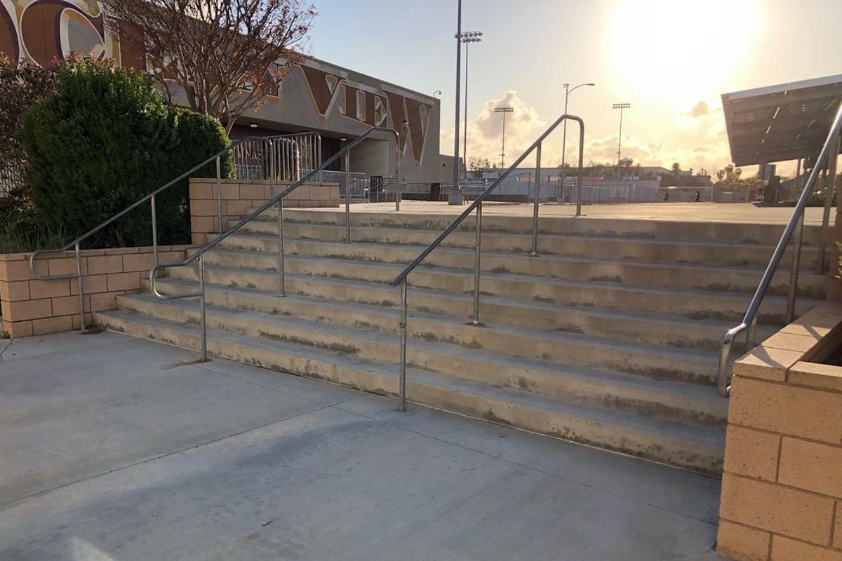 Image for skate spot Ocean View High School 8 Stair Rail