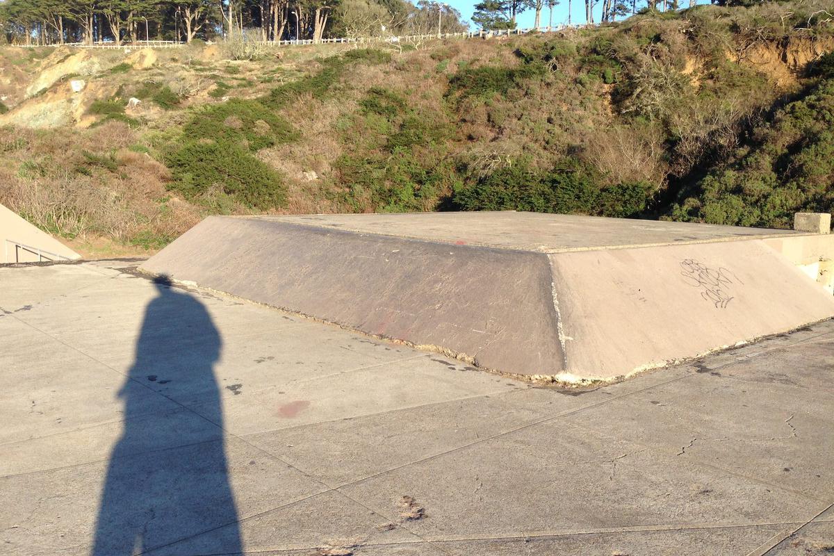 Image for skate spot Fort Baker Banks