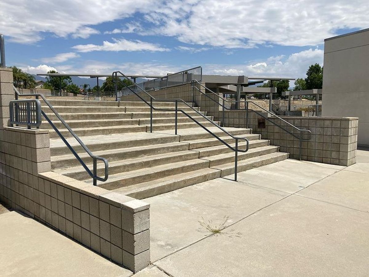 Image for skate spot Fitzgerald Elementary School - 5 Flat 5 Double Set