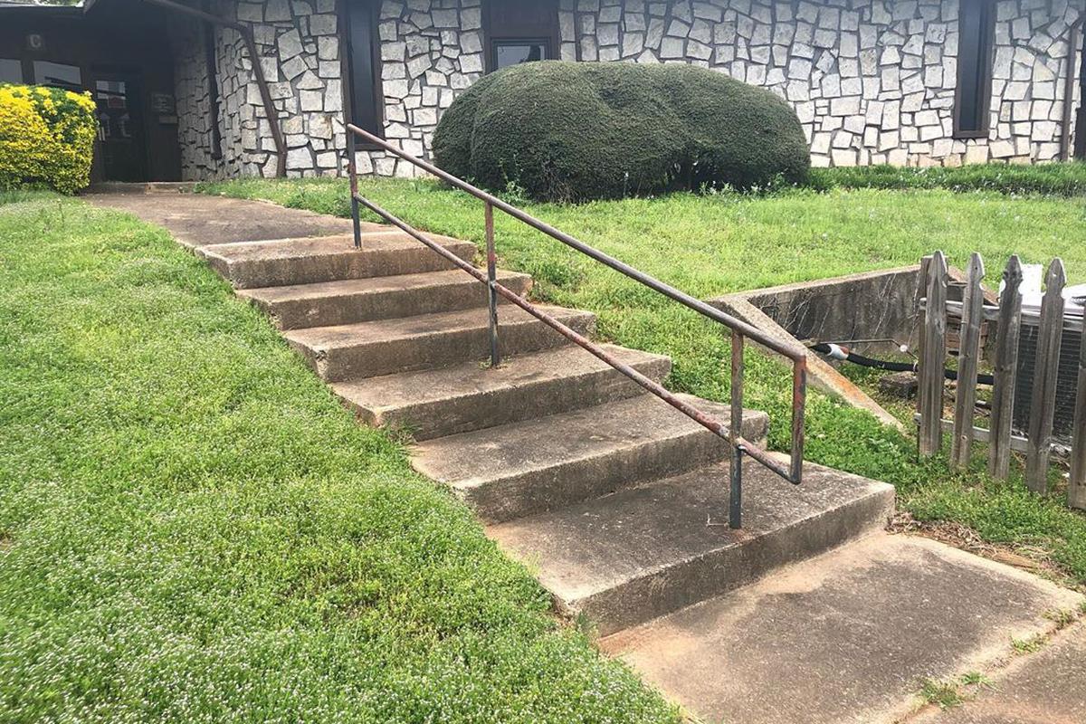 Image for skate spot Flat Shoals 6 Stair Rail