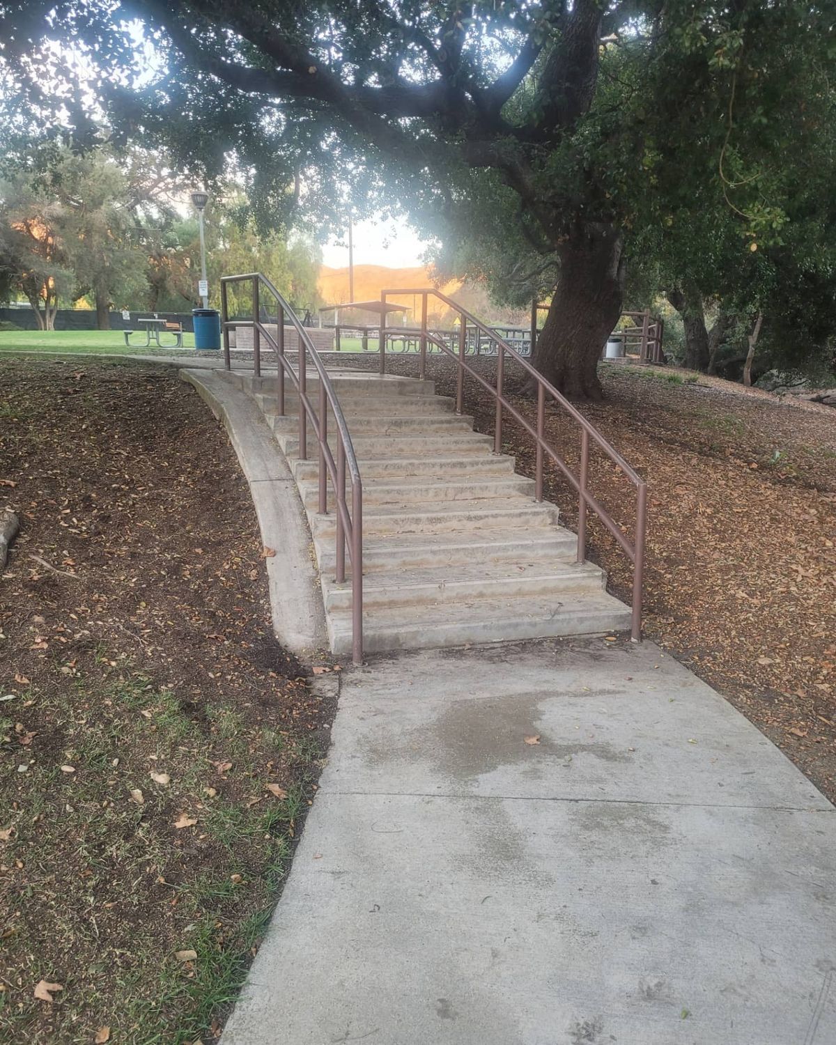 Image for skate spot Camarillo Grove Park - Curved 10 Stair Rail