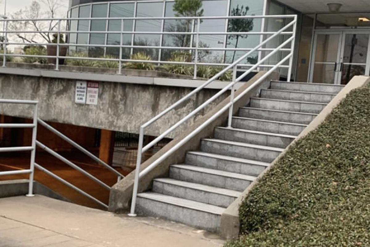 Image for skate spot 11 Stair Rail