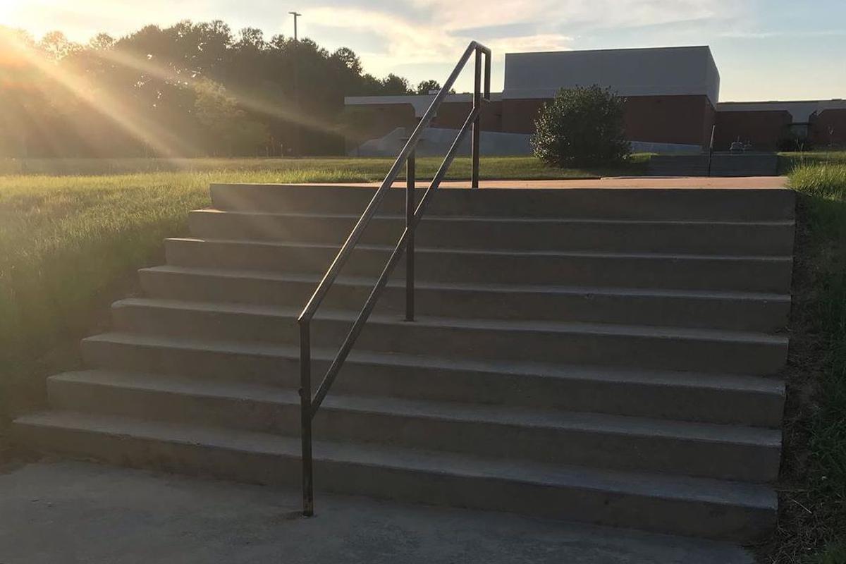 Image for skate spot Loganville High School 8 Stair Rail