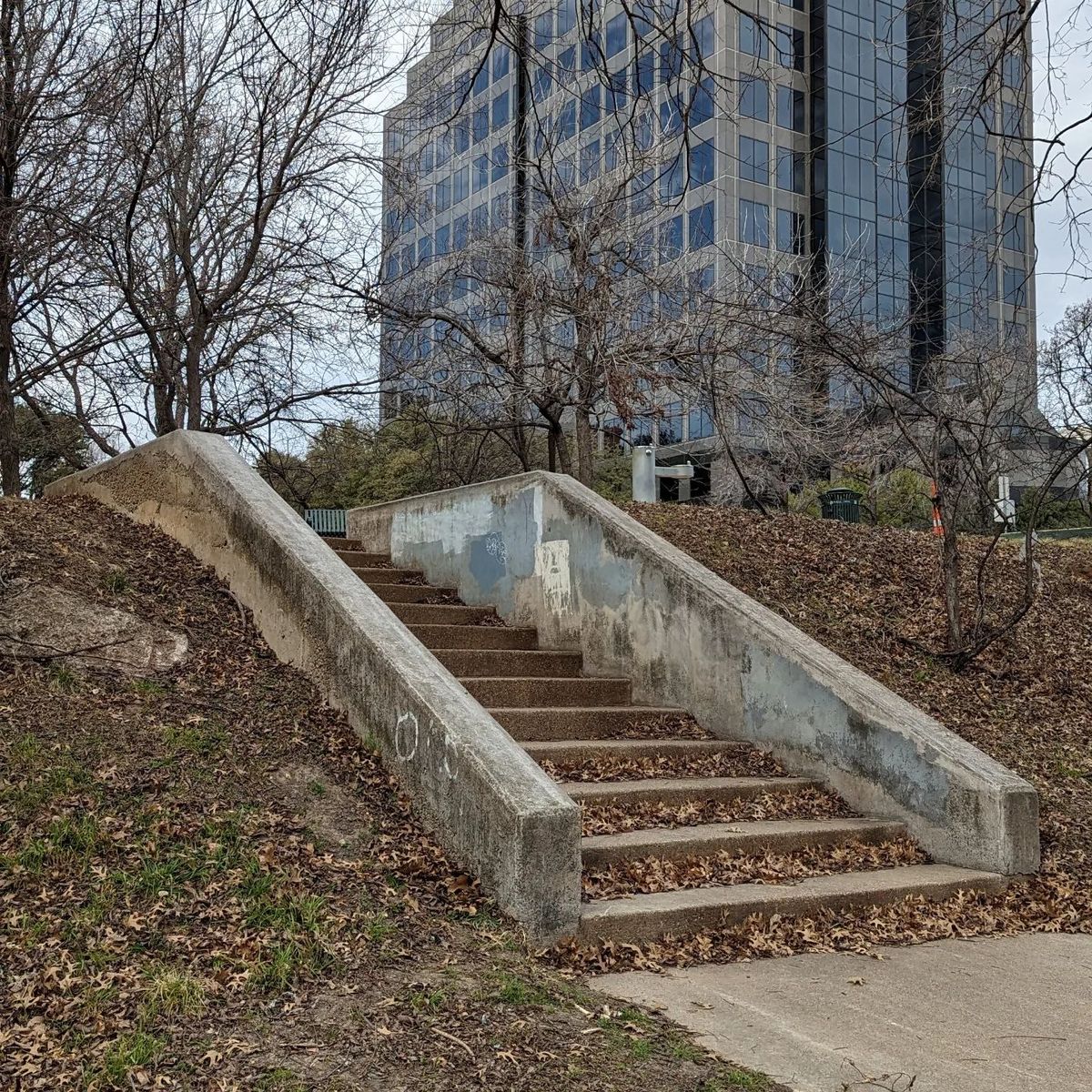 Image for skate spot Turtle Creek - 13 Stair Hubbas