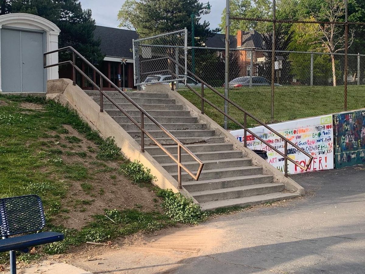 Image for skate spot Wasatch Elementary School - 15 Stair Rail