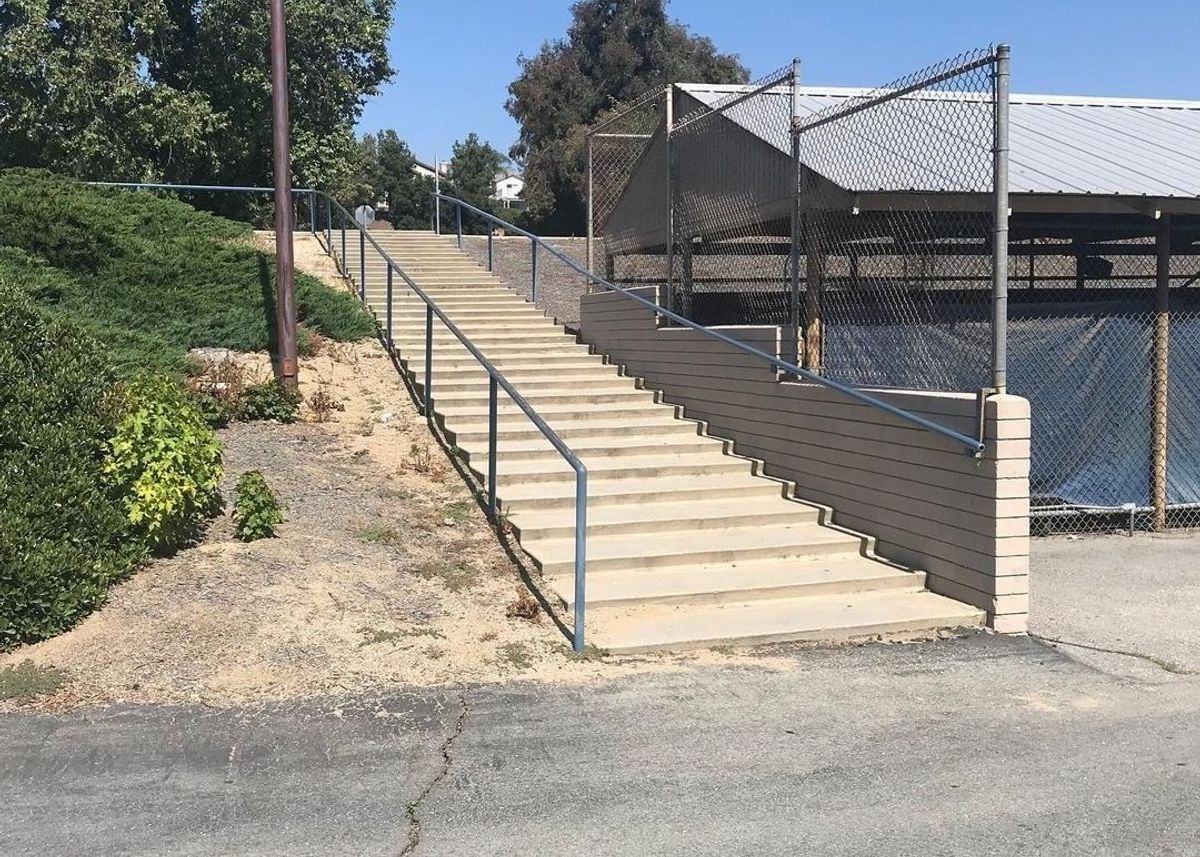 Image for skate spot Yucaipa High School - 34 Stair Rail