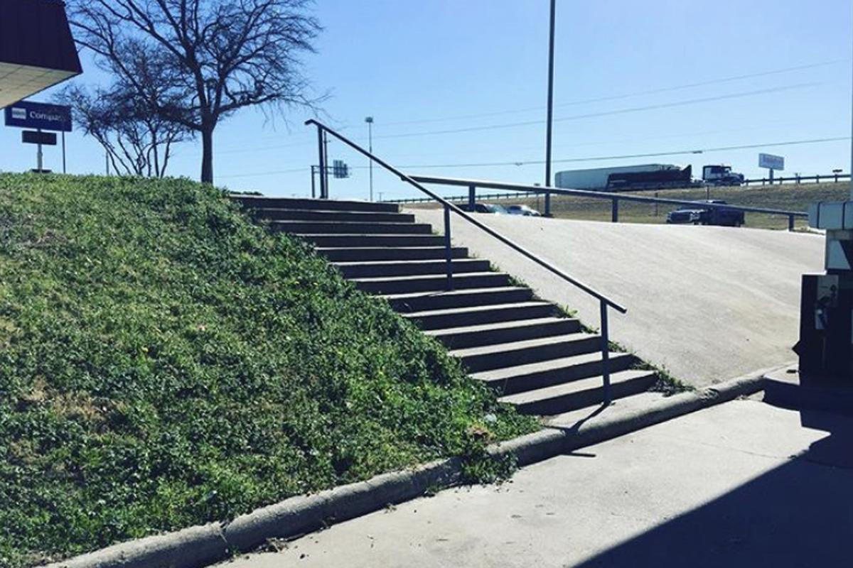 Image for skate spot 14 Stair Rail