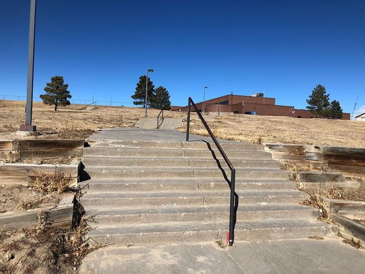 Image for skate spot Timberview High School 8 Stair Handrail