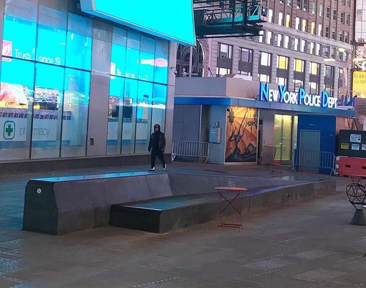 Image for skate spot Times Square Ledges