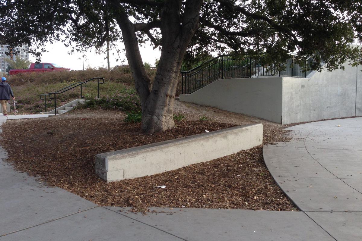 Image for skate spot Dirt Ledge