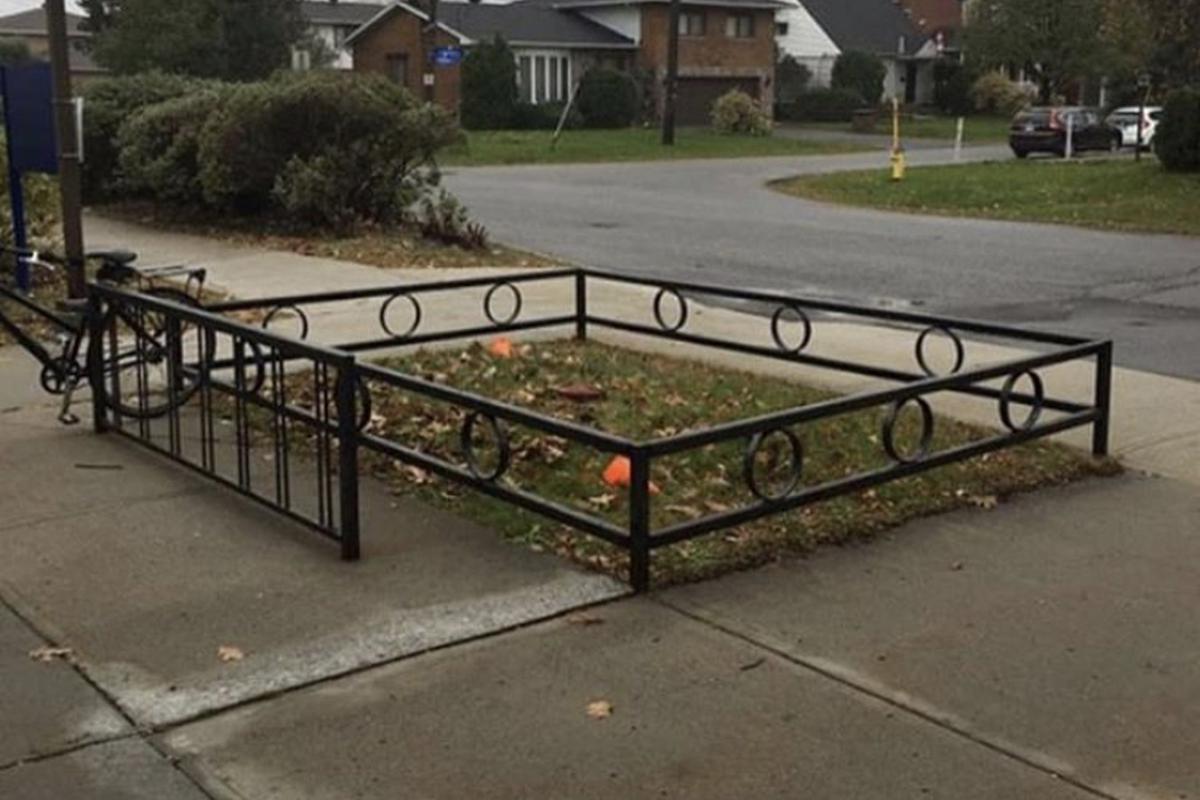 Image for skate spot Carleton Heights Pop Out Planter Rails