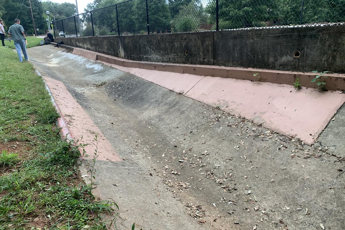 Image for skate spot Campus Ditch